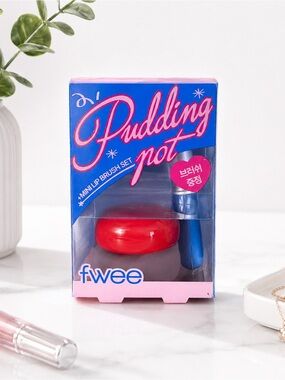 Fwee Pudding Pot Lip Tint Set Red Mini Lip Brush Kit K-Beauty NIB Travel Makeup